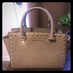 Michael Kor’s Handbag